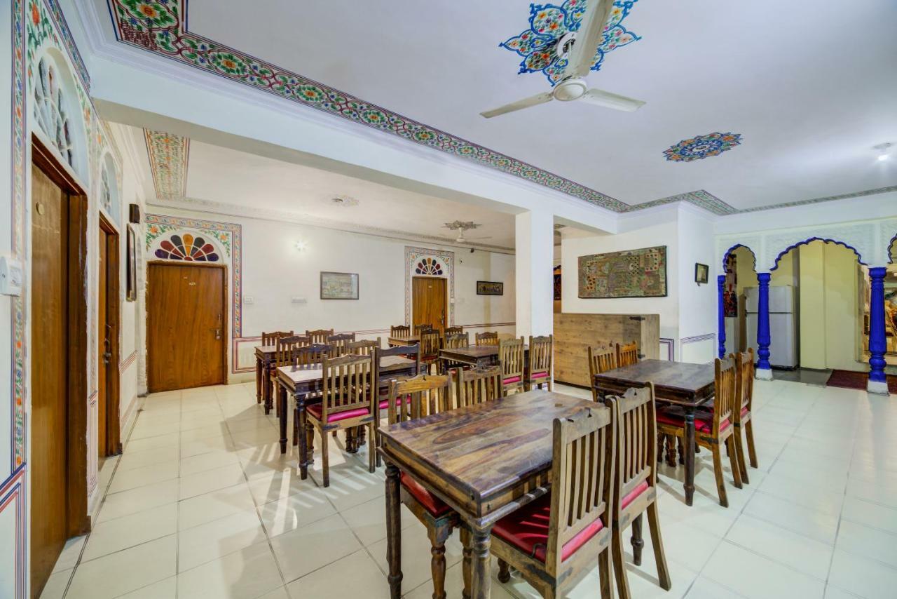 Oyo 40791 Hotel Hot N Fast Suratgarh Exterior photo